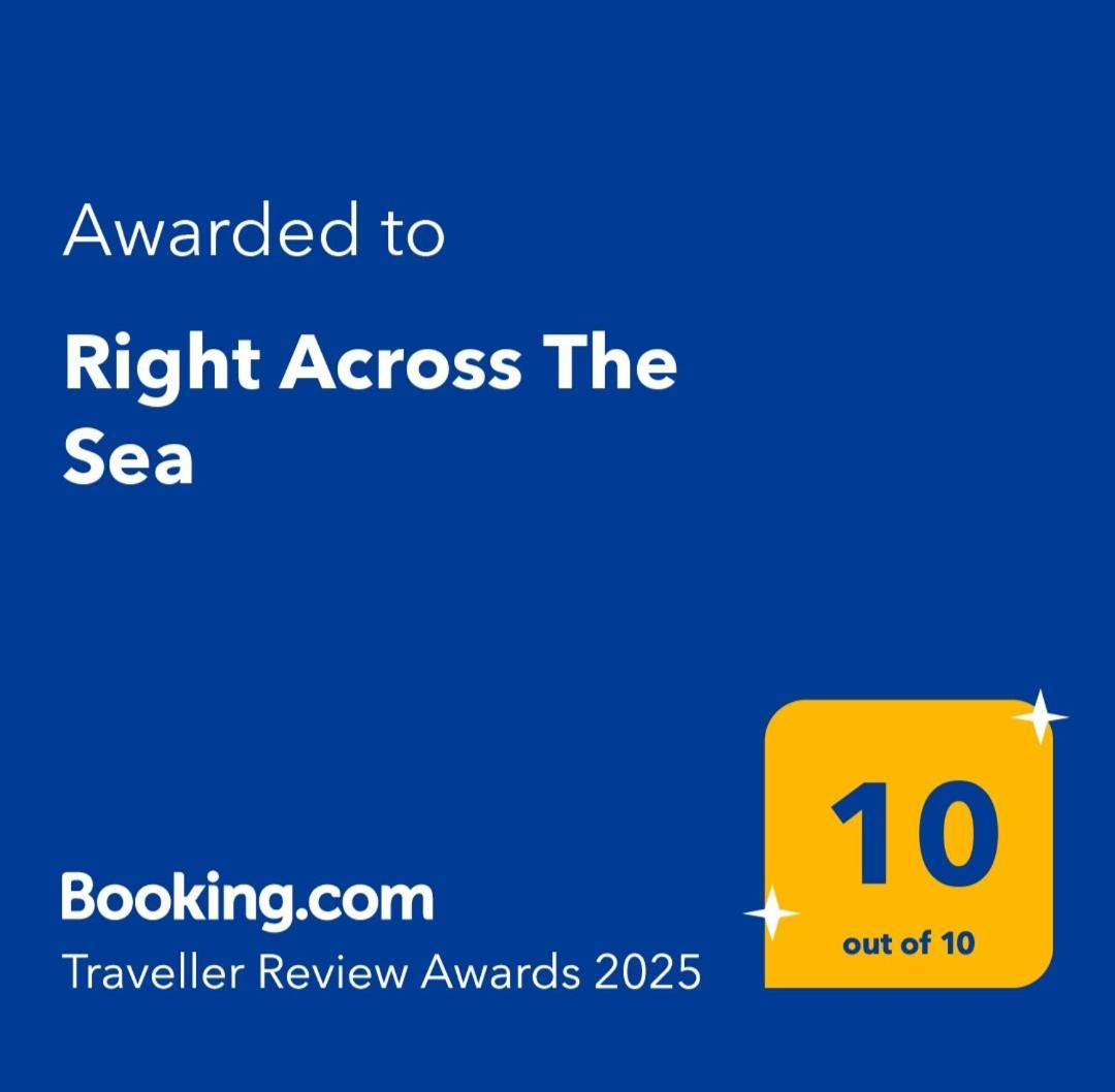 Right Across The Sea Villa Nea Kallikrateia Ngoại thất bức ảnh